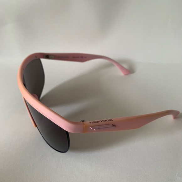 Pink BOTTEGA VENETA Sunglasses - Picture 3 of 4